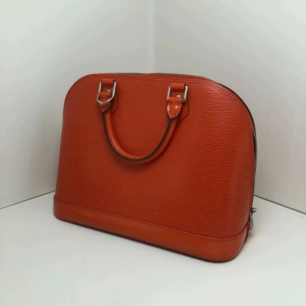 Louis Vuitton Women Pre-Loved Bag Very Good Condition